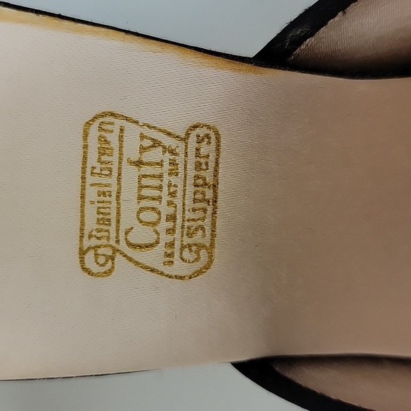 Vintage Daniel Green black satin kitten heel slippers sz 6 - Picture 3 of 5